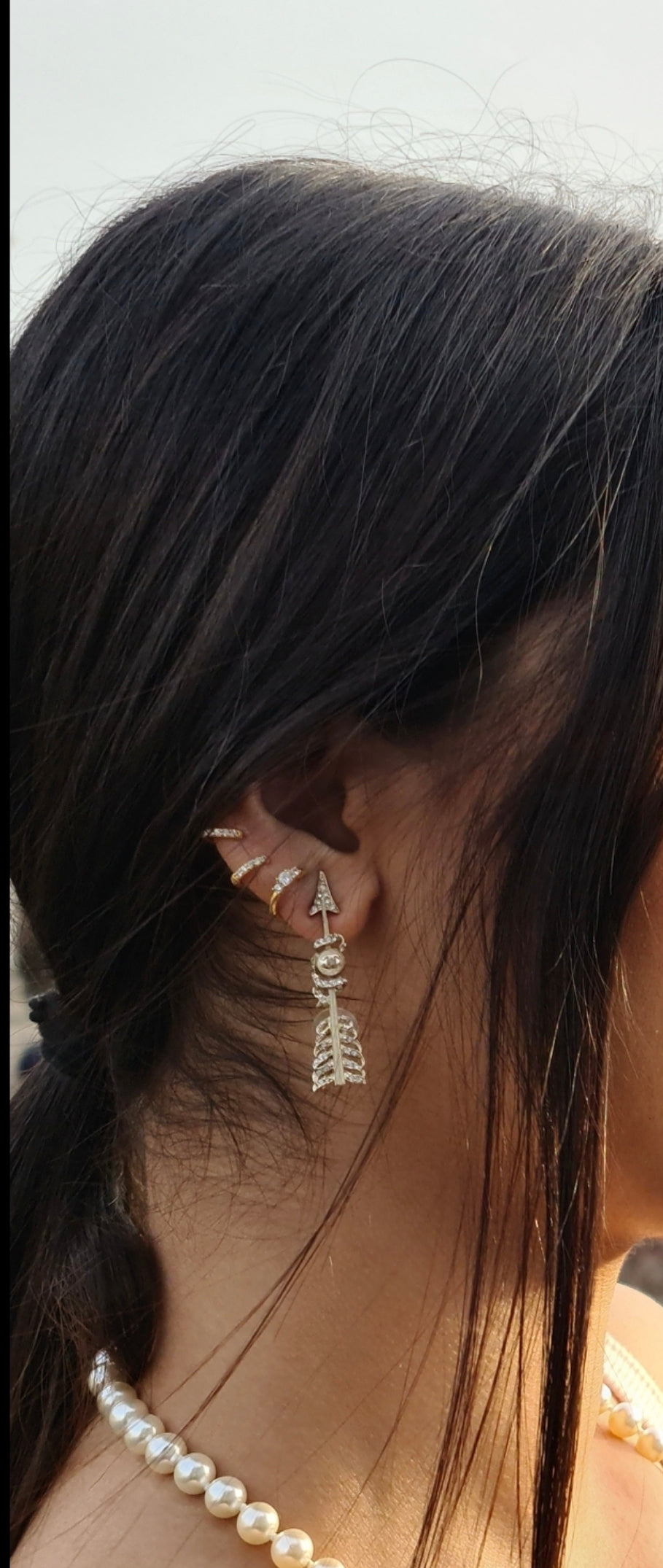 Mono Boucle d'oreille Chanel super rare!