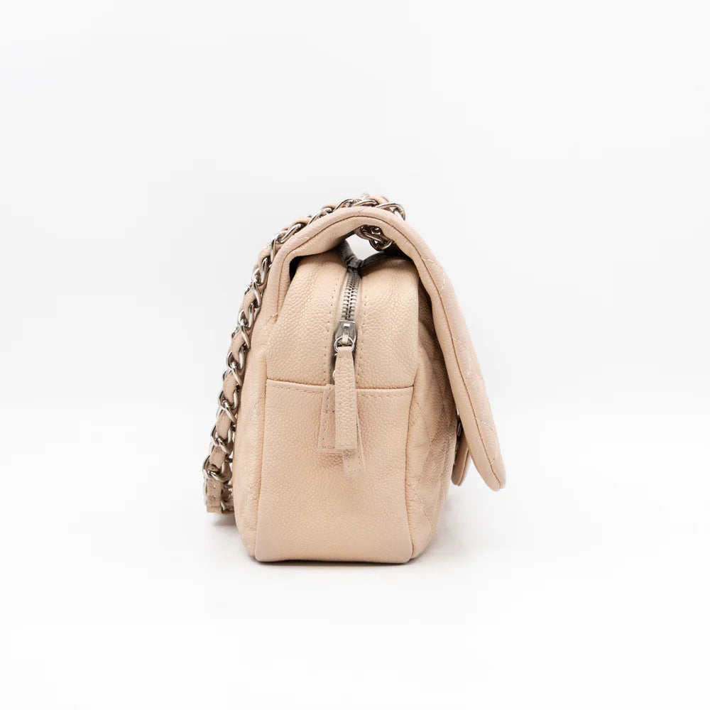 Sac Chanel cuir caviar beige