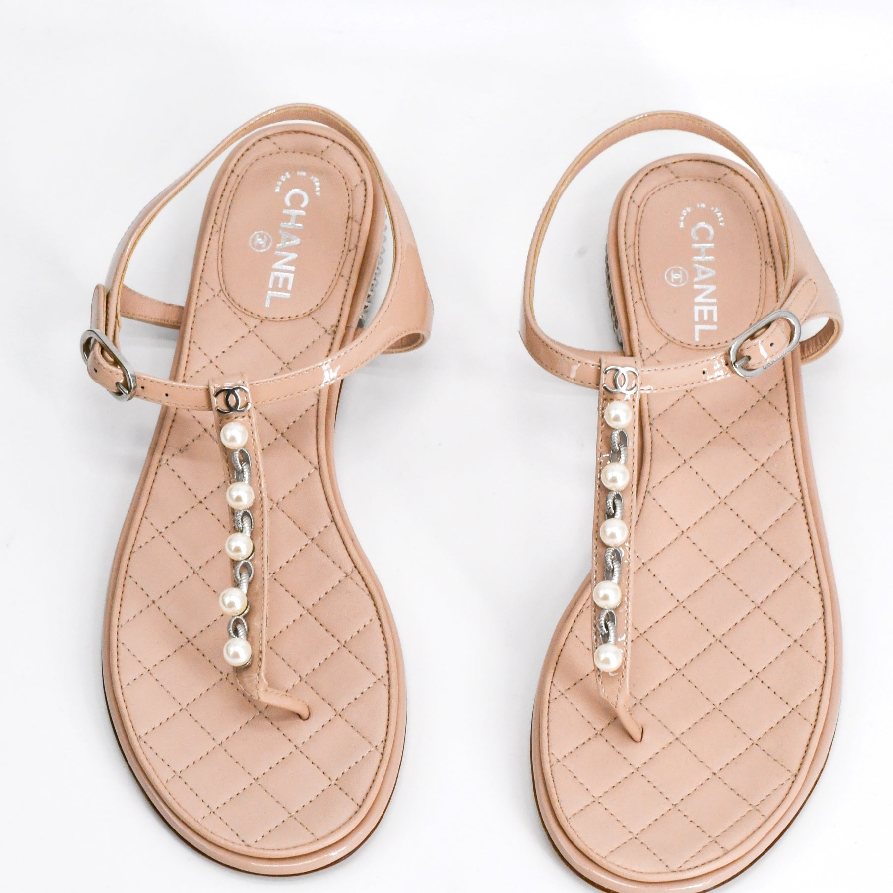 Sandales-Chanel-Perles