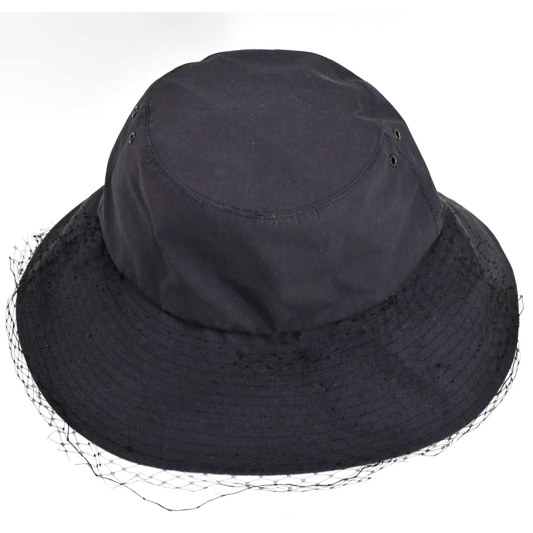 Bob-Teddy-D-A long bord et voilette