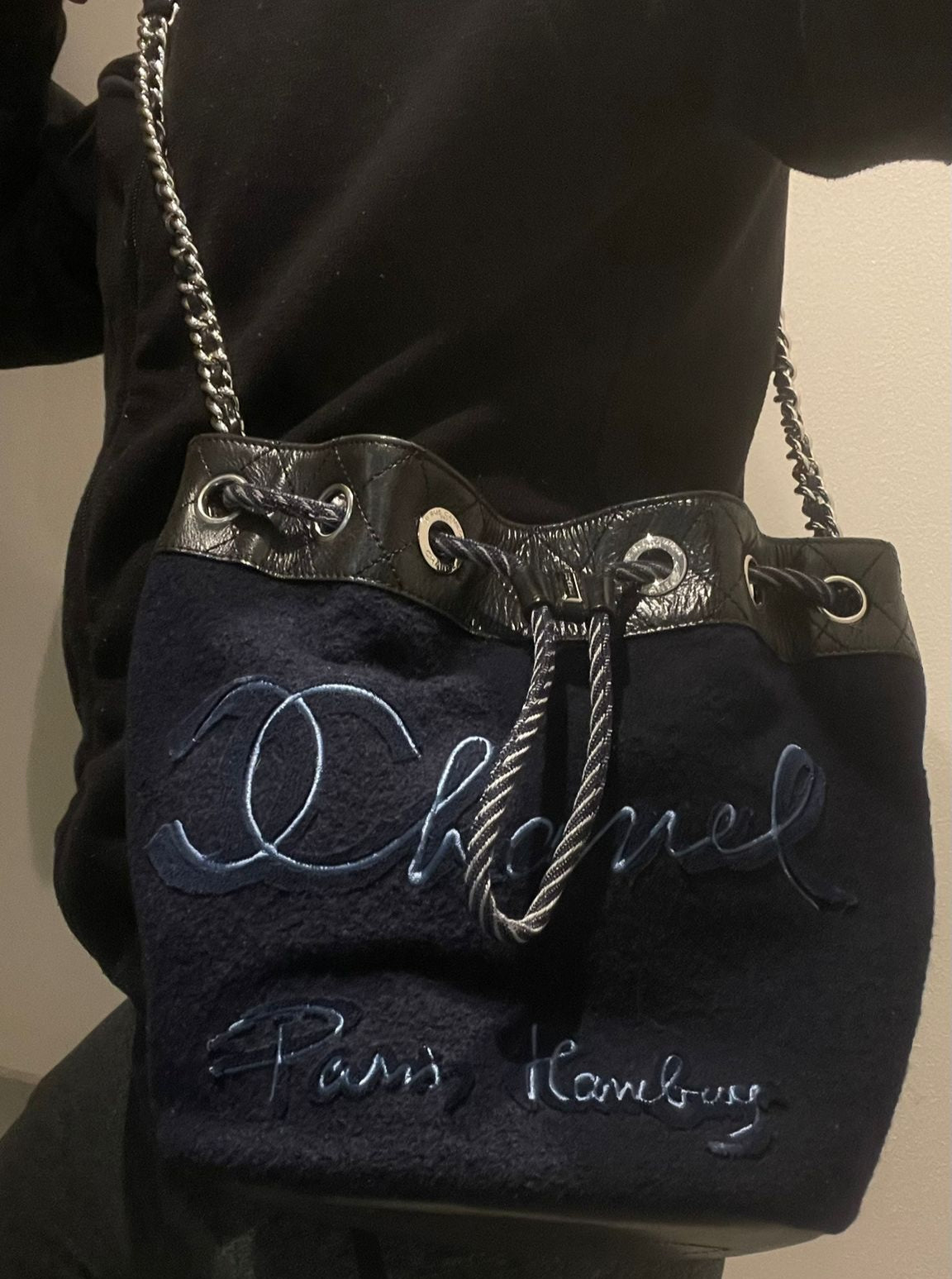 Chanel sac Bucket Paris Hamburg
