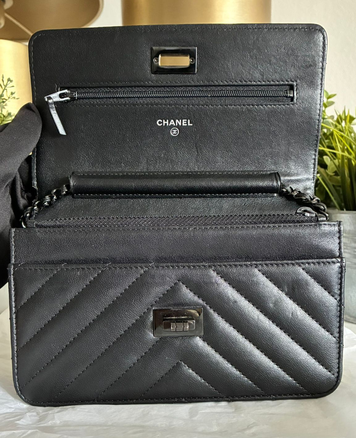 Chanel Wallet on a chain chevrons So black