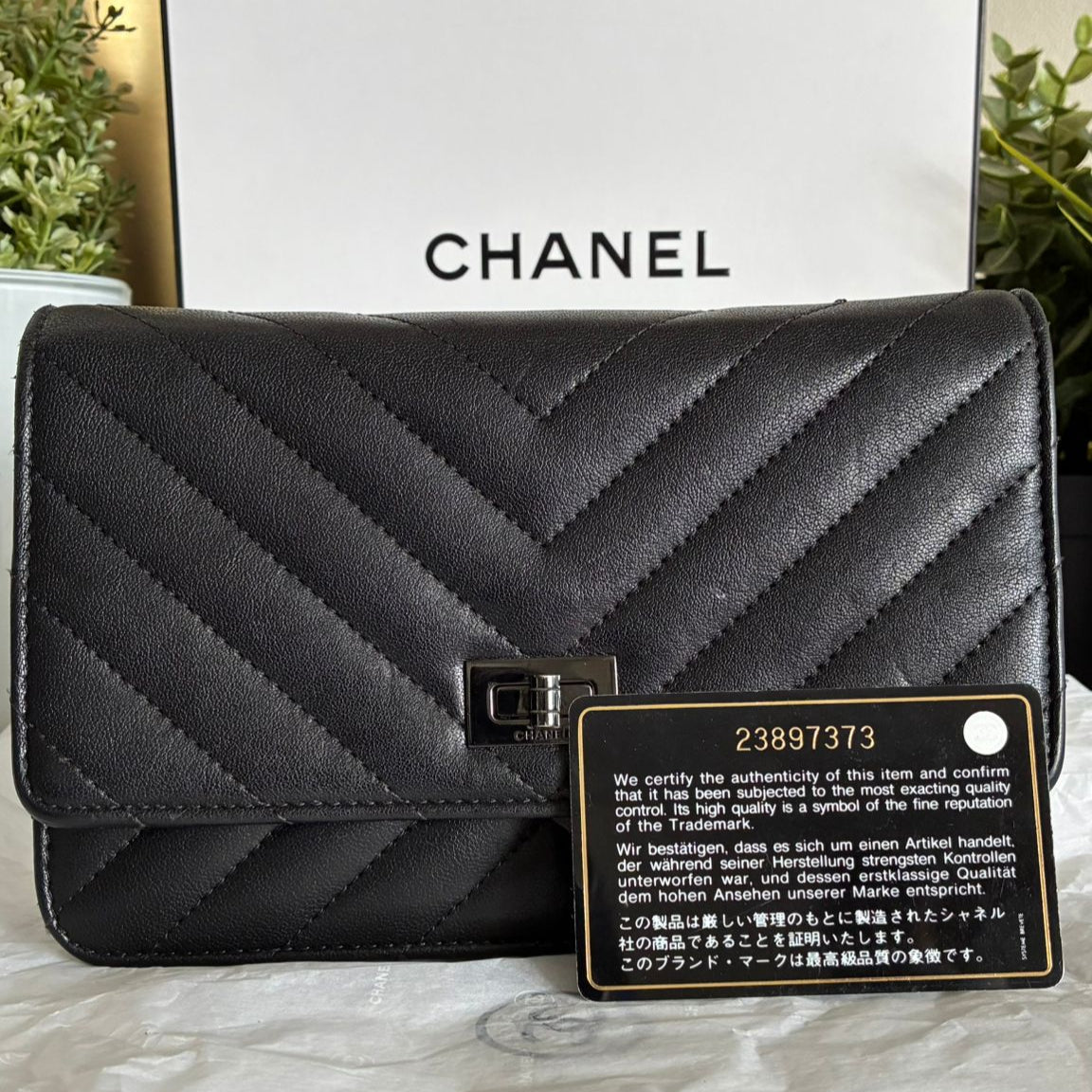 Chanel Wallet on a chain chevrons So black