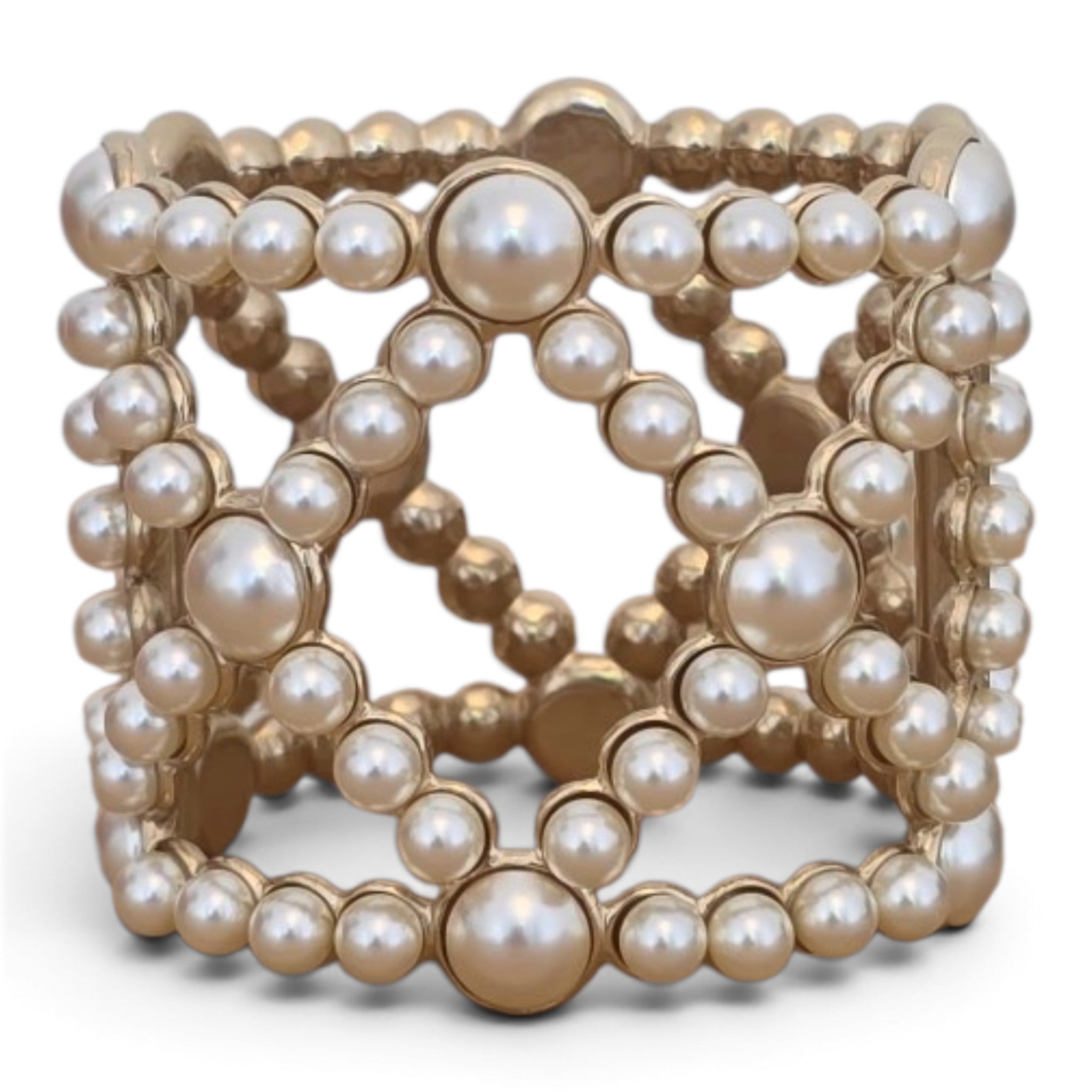 Magnifique manchette perles Chanel
