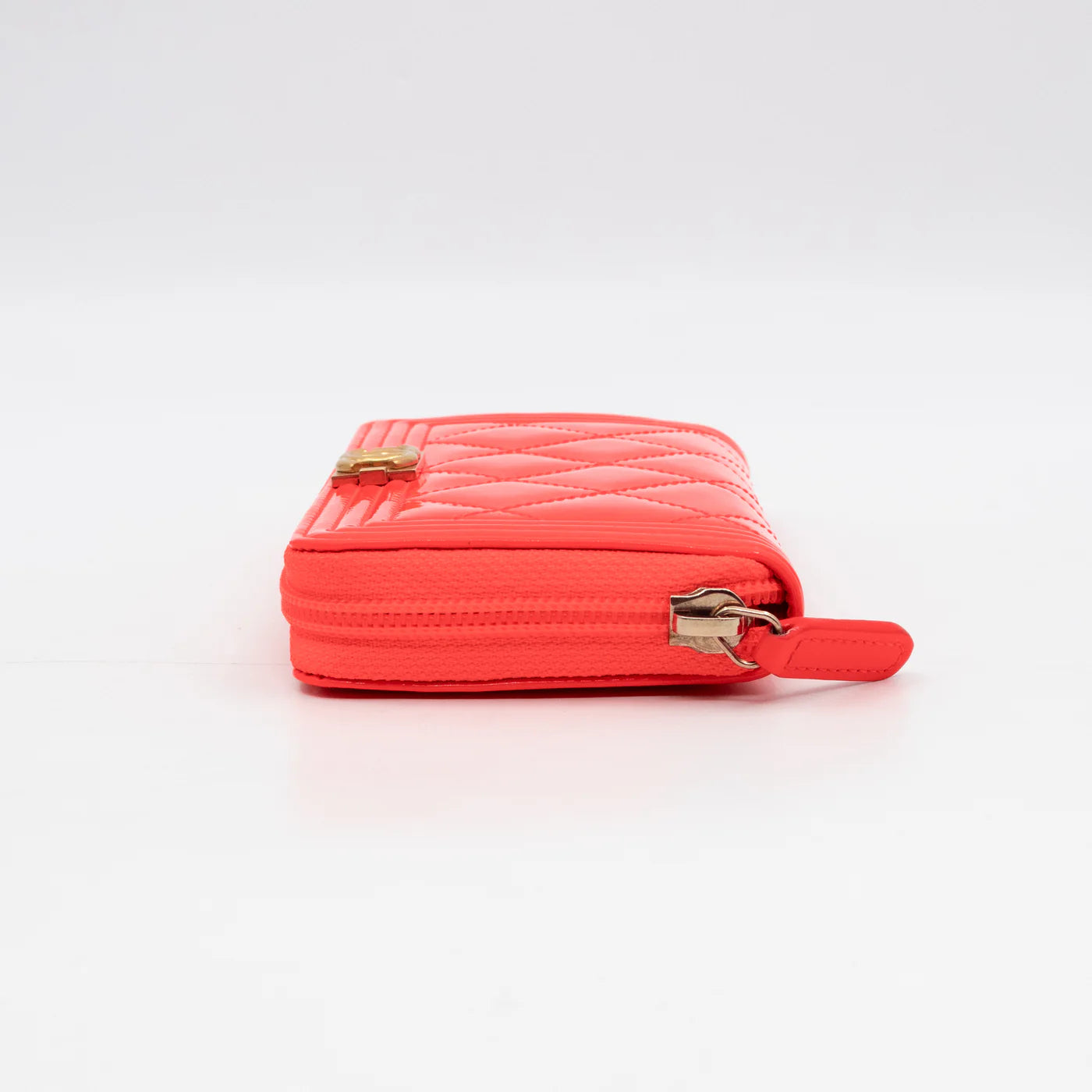 Portefeuille Chanel zip around boy