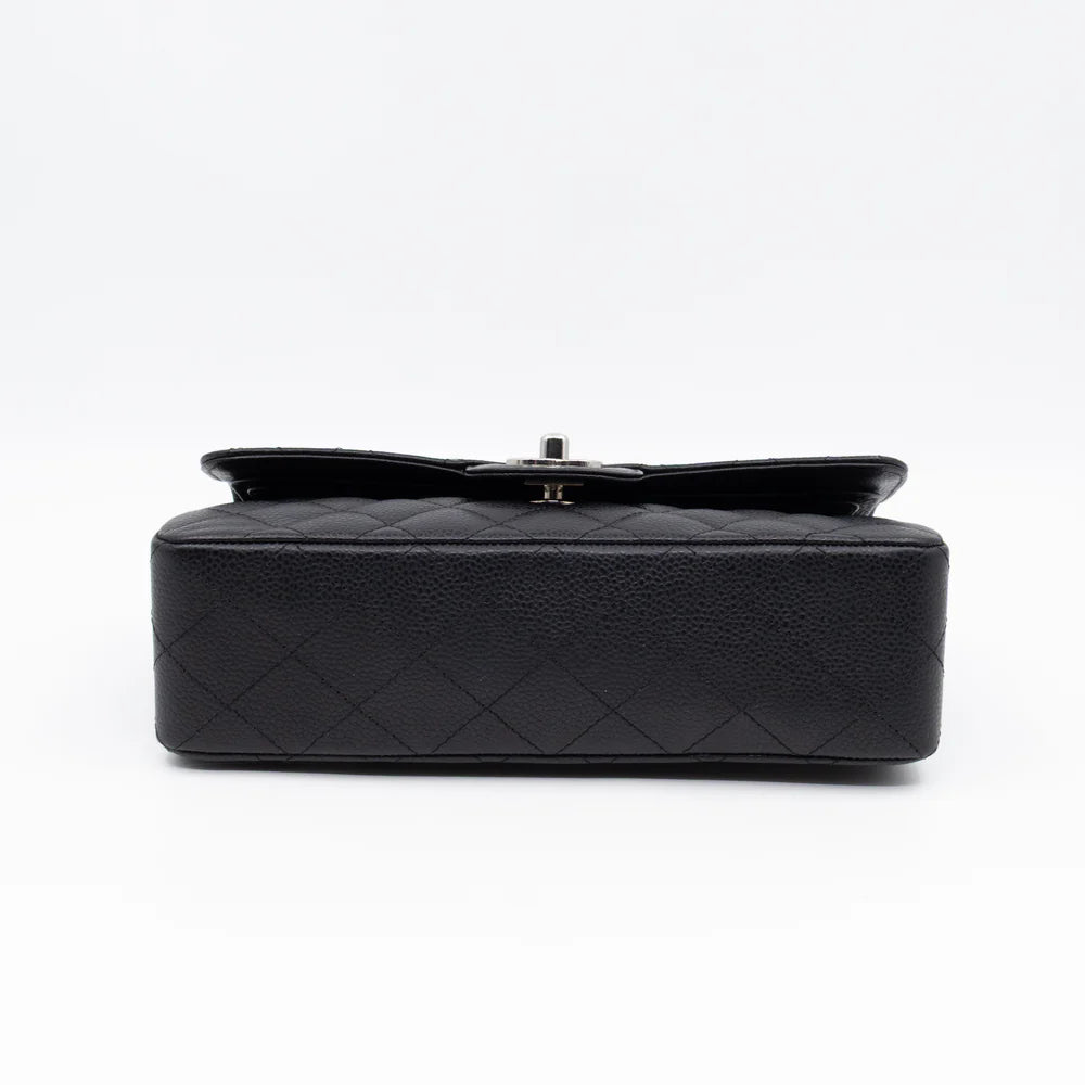 Sac Chanel timeless small 23cm caviar noir