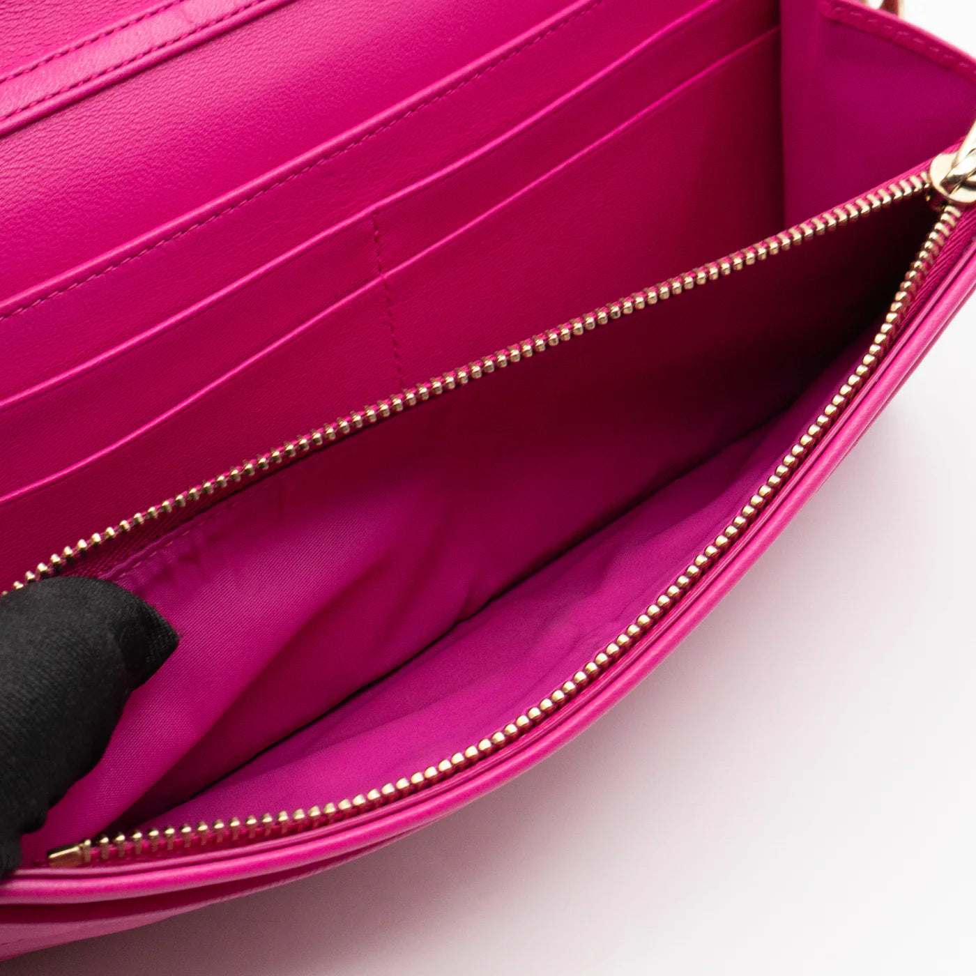 Wallet on Chain Dior cannage