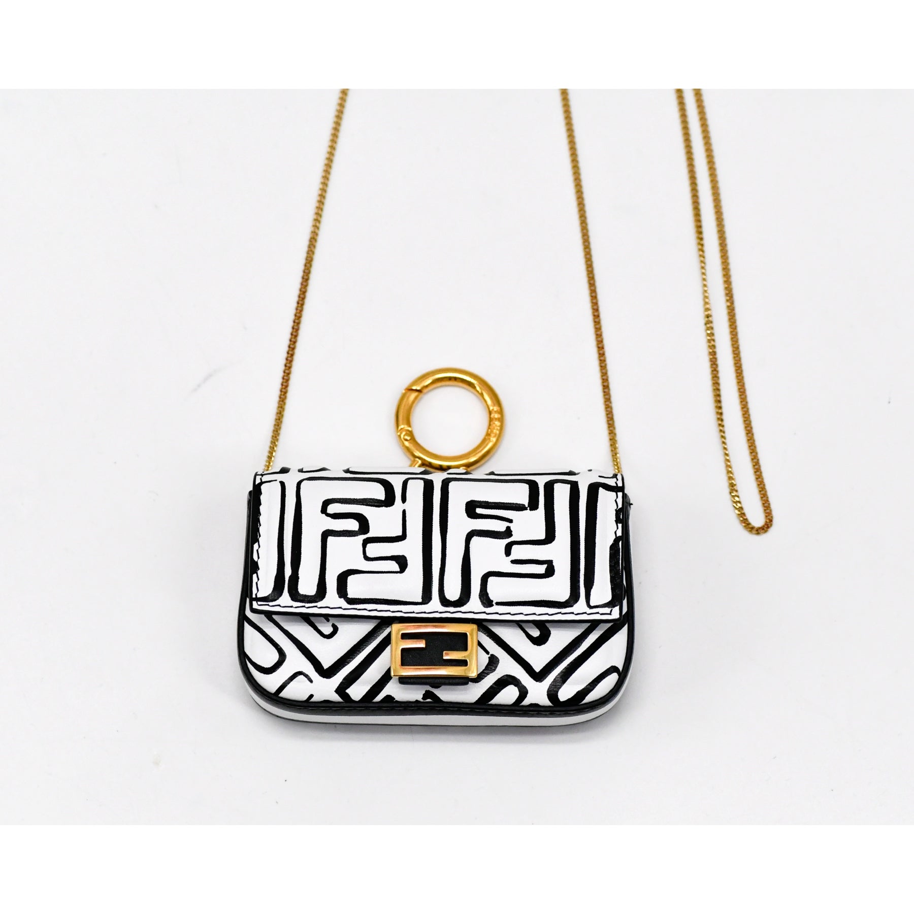 Fendi nano baguette