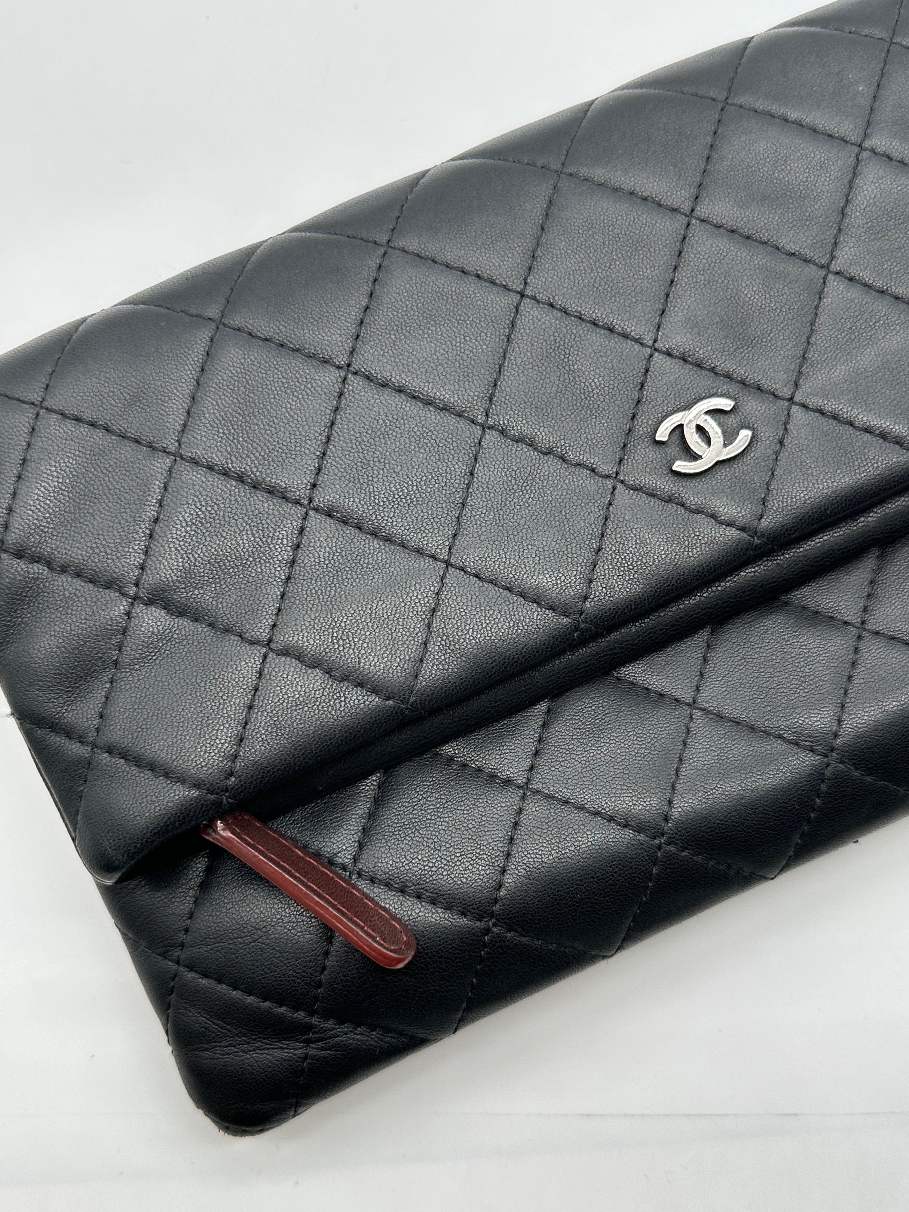Pochette Chanel CC