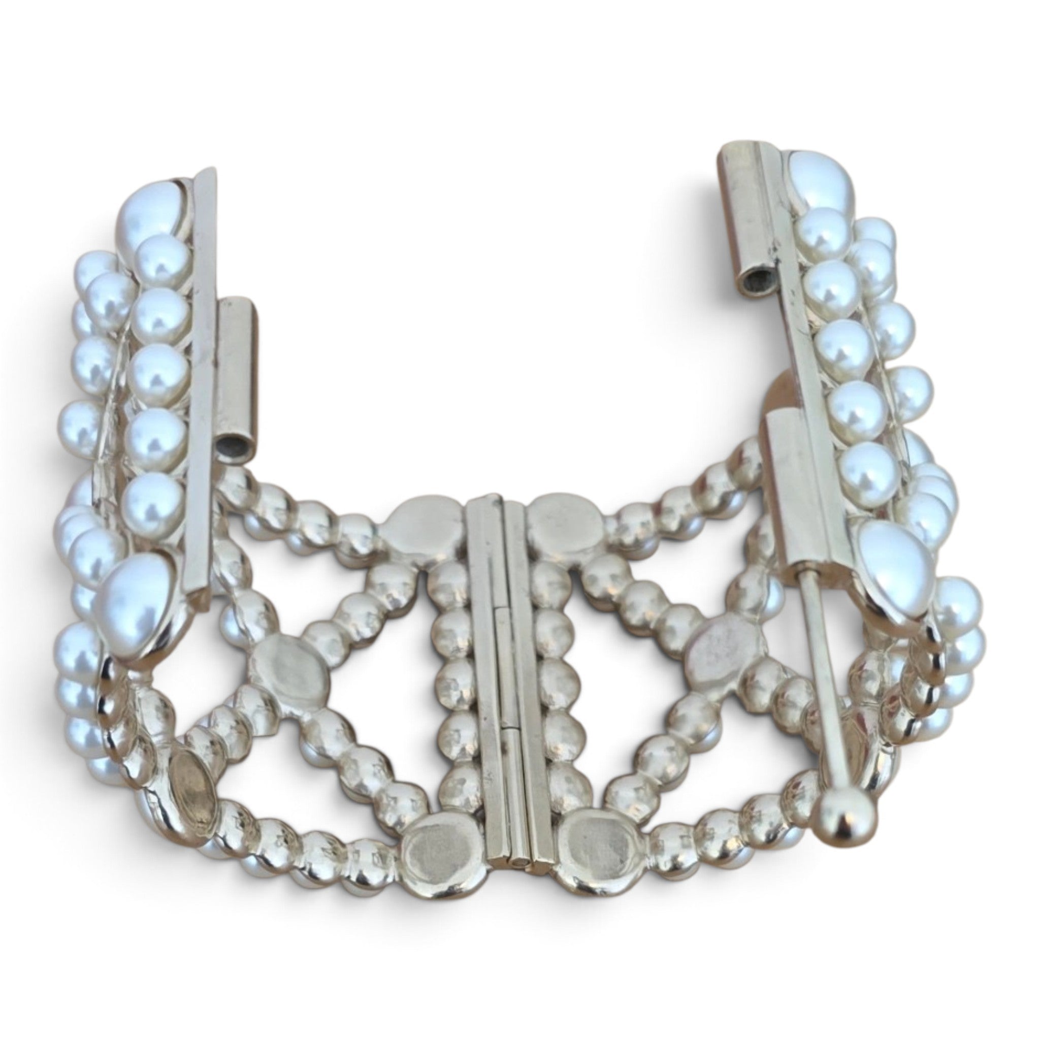 Magnifique manchette perles Chanel