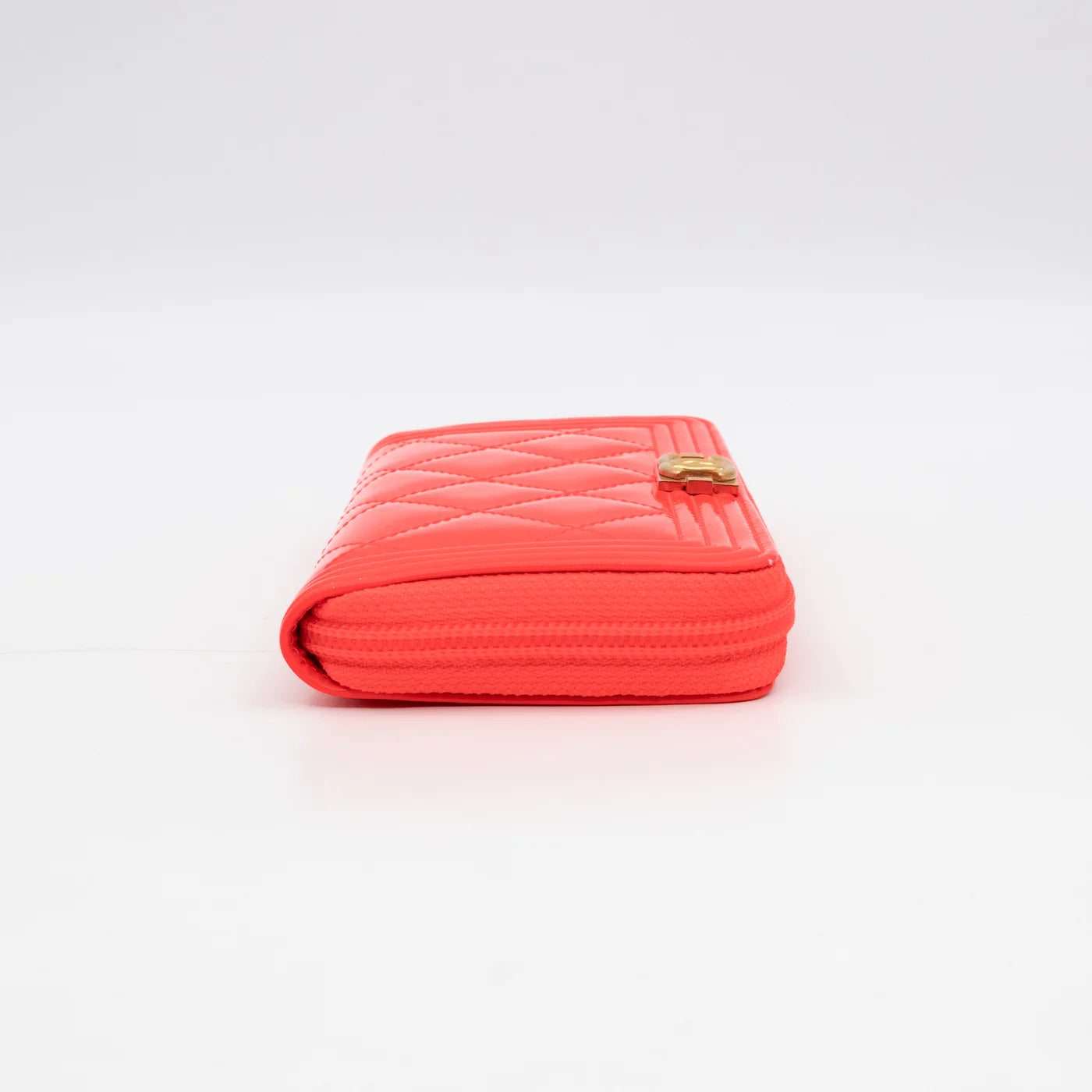 Portefeuille Chanel zip around boy